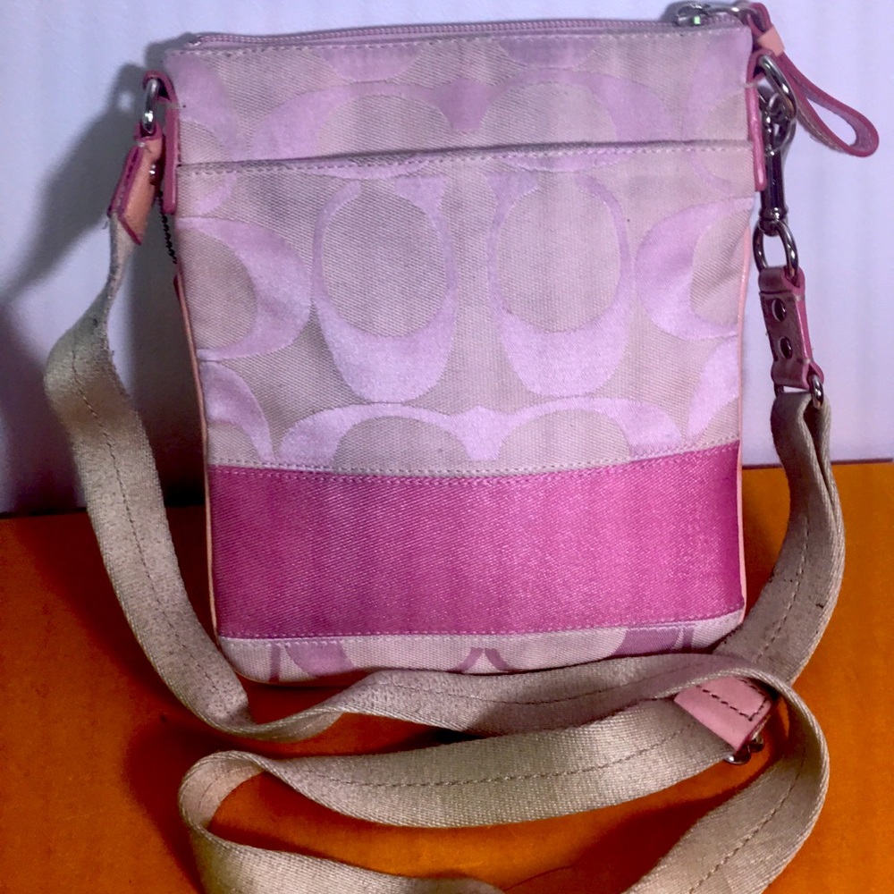 Coach Crossbody Classic C Pattern Courier Pink Bag
